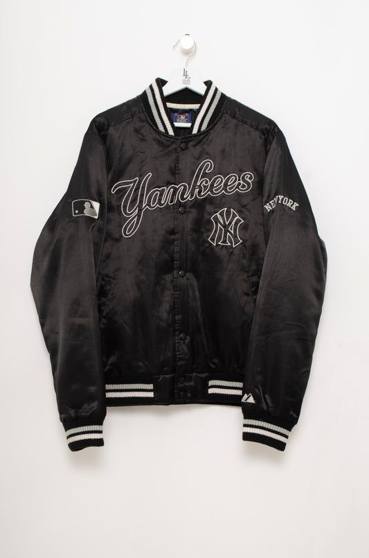 CHAQUETA MAJESTIC YANKEES NEGRA